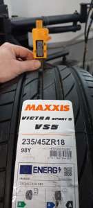 Maxxis VS5 Victra Sport 235/45 R18 98Y