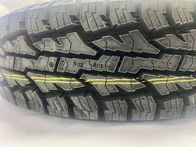 Nokian Tyres Rotiiva AT+ 265/70 R18C 124/121S