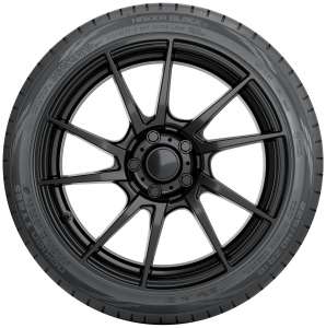 Nokian Tyres Hakka Black 2 245/35 R20 95Y (уценка)